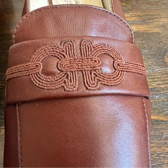 Salvatore Ferragamo Brown CalfLeather Gancini Embroidered Mules Size 10 B